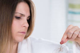 Alopecia frontal fibrosante en mujeres: ¿qué tratamiento tiene?