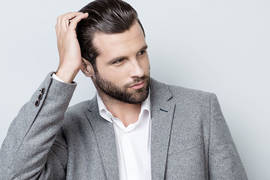 ¿Hay relación entre pelo graso y caída del cabello?