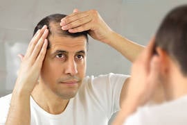 Сезонное выпадение волос: когда и почему это может происходить?