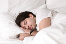 How to sleep after a FUE hair transplant procedure