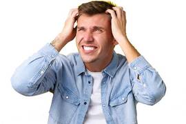 بثور على الرأس: الأسباب و العلاج