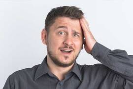 مراحل تراجع خط الشعر الأمامي: كيف يمكن إيقاف تساقط الشعر