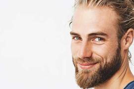 قشرة اللحية: كيف يمكن إيقافها