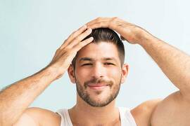 ¿Qué es el pico de viuda en el pelo?