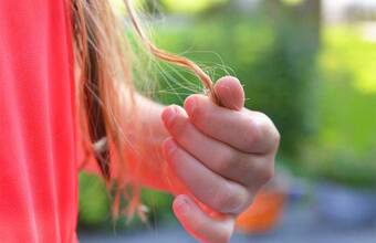 Stresul si căderea părului: va crește din nou?