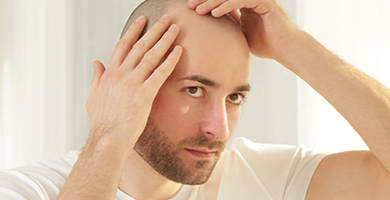 10 Gründe für Haarausfall