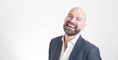 ¿Están relacionadas la testosterona y la calvicie?