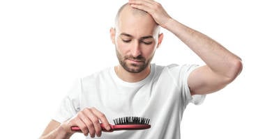 Est-il possible de greffer des cheveux d'une autre personne?