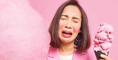الأطعمة التي تسبب تساقط الشعر: لا تتناولها !!