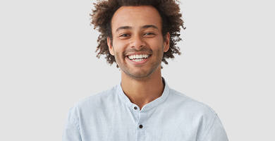 الشعر المجعد و زراعة الشعر