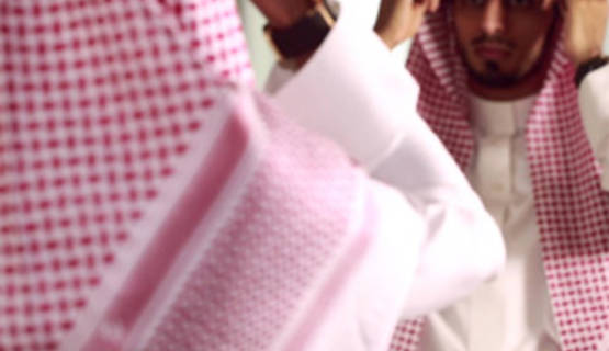 Czy mogę używać chusty shemagh po przeszczepie włosów?