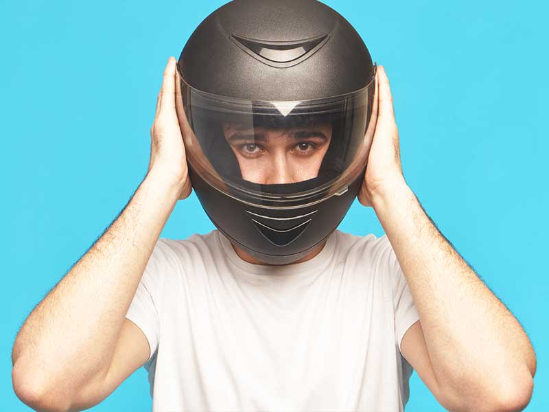 ▷ Wearing helmet after hair transplant - Clinicana