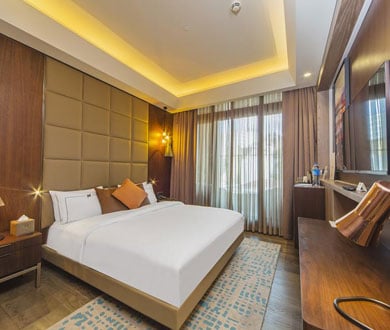 Four-Star Hotel