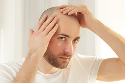 10 Przyczyn Wypadania Włosów