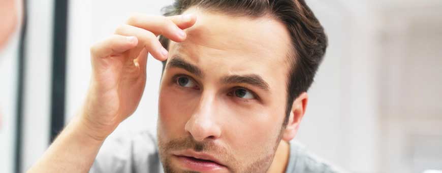 تصّغر الشعر: أعراضه ، التشخيص ، و العلاج