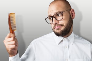 20 wskazówek, jak zatrzymać wypadanie włosów u mężczyzn